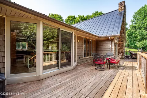 Exterior - 2918 Spickert Knob Rd, Floyds Knobs, IN 47119 photo 5 of 13