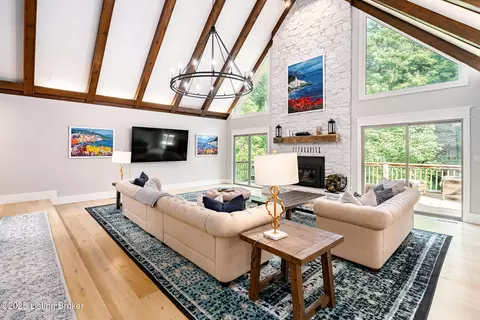 Living - 2918 Spickert Knob Rd, Floyds Knobs, IN 47119 photo 1 of 7