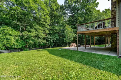 Exterior - 2918 Spickert Knob Rd, Floyds Knobs, IN 47119 photo 12 of 13