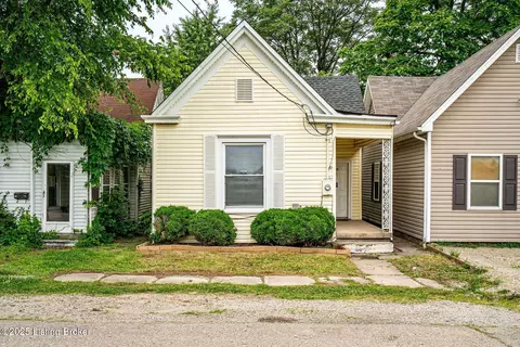 2113 Willow St, New Albany, IN 47150