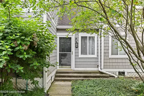 61 Lake Ave, Louisville, KY 40206