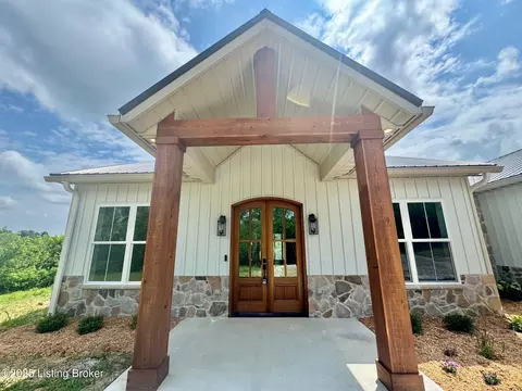 802 Mill Rd, Taylorsville, KY 40071