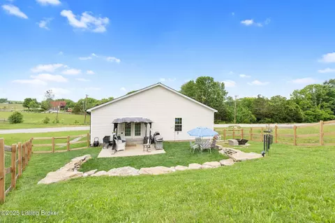 116 Hackberry Ct, Frankfort, KY 40601 photo 43