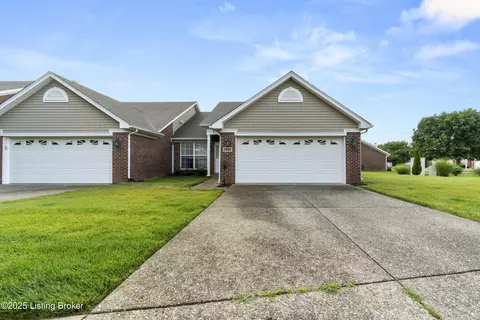 8909 Stony Falls Way, Louisville, KY 40299