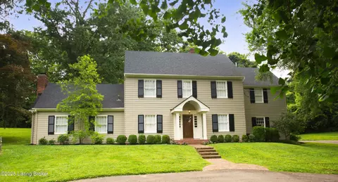 1403 Walnut Ln, Anchorage, KY 40223