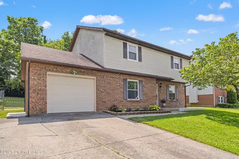 848 Stratton Ln, Winchester, KY 40391