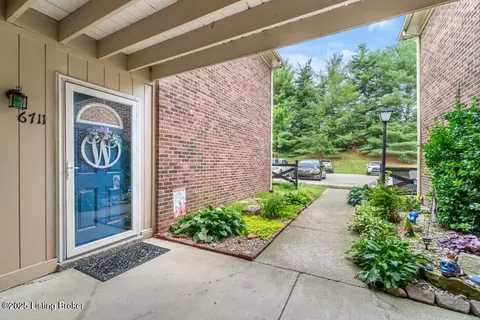 6711 Gunston Ln #H10, Prospect, KY 40059