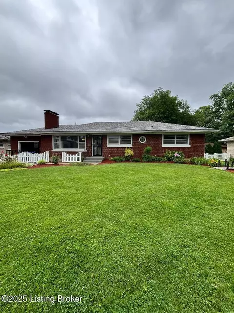 2707 Sharon Way, Louisville, KY 40220