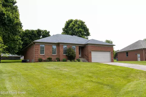 915 Woods Run Rd, Bardstown, KY 40004