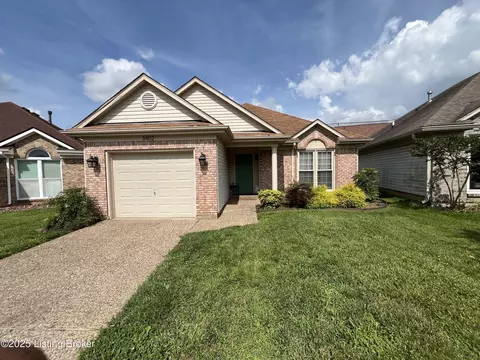 3402 Rainview Cir, Louisville, KY 40220