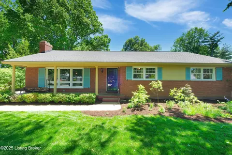 7810 Pine Ridge Rd, Louisville, KY 40241