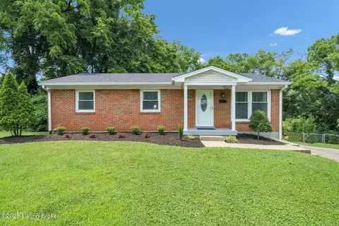 4302 Winter Garden Ct, Louisville, KY 40218