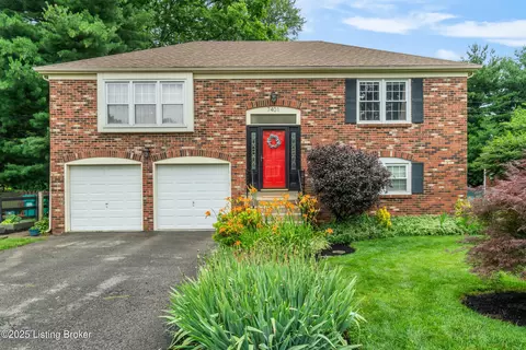 7401 Maria Ave, Louisville, KY 40222