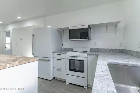 105 Ada Ave, Shelbyville, KY 40065