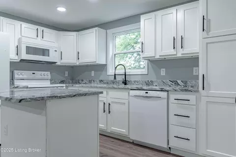 107 Ada Ave, Shelbyville, KY 40065