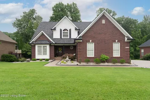 3511 Hardwood Forest Dr, Louisville, KY 40214