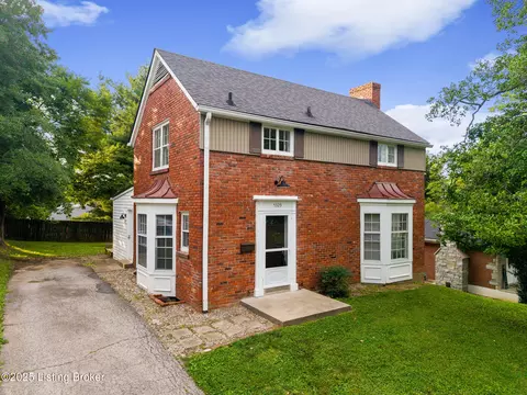 5329 Alpine Way, Louisville, KY 40214