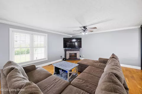 192 Loretto Rd, Springfield, KY 40069 photo 6