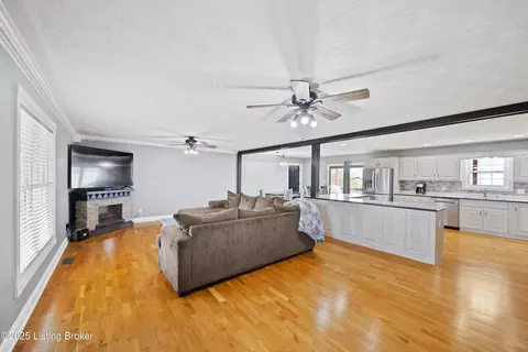 192 Loretto Rd, Springfield, KY 40069 photo 8