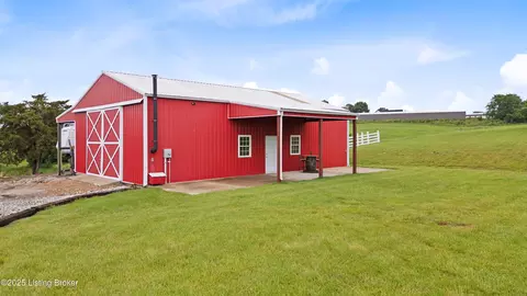 192 Loretto Rd, Springfield, KY 40069 photo 3