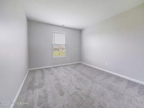 Bedroom - 108 Ruby Farm Dr, Mount Washington, KY 40047 photo 5 of 6