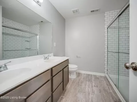 Bath - 108 Ruby Farm Dr, Mount Washington, KY 40047 photo 1 of 5
