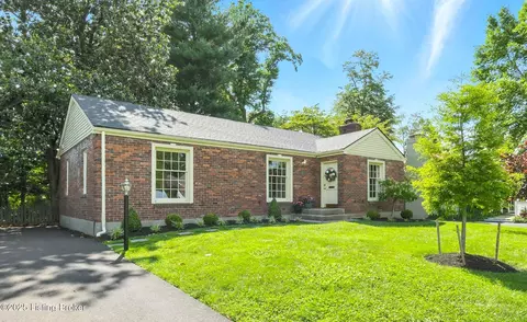 404 Lotis Way, Louisville, KY 40207