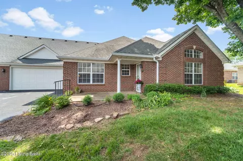 10500 Wemberley Hill Blvd, Louisville, KY 40241