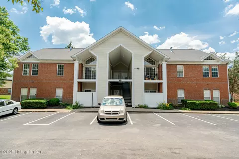 1130 Westlynne Pl #5, Louisville, KY 40222