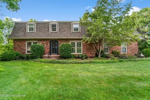 8819 Tranquil Valley Ln, Louisville, KY 40299