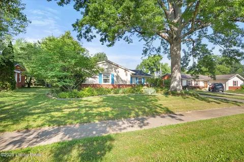 2808 Englewood Ave, Louisville, KY 40220