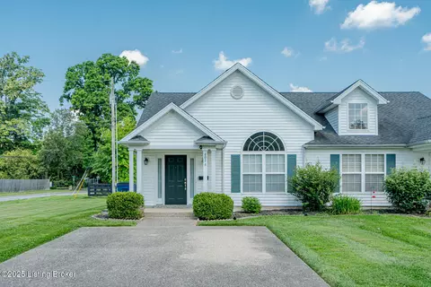 601 Colonial Ct #A, La Grange, KY 40031