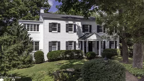 7000 Peppermill Ln, Louisville, KY 40228