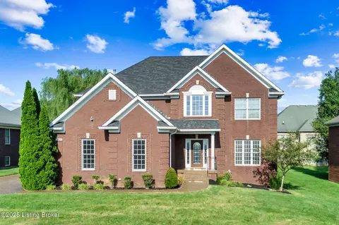 7907 Niemann Dr, Louisville, KY 40291