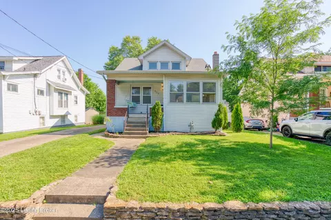 809 Bluegrass Ave, Louisville, KY 40215