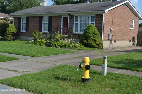 4700 Sunday Dr, Louisville, KY 40219