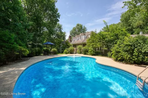 Exterior - 3908 Eagle Way, Prospect, KY 40059 photo 17 of 18