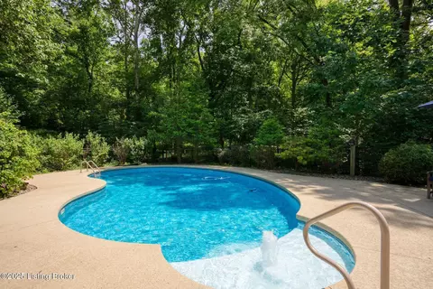 Exterior - 3908 Eagle Way, Prospect, KY 40059 photo 16 of 18