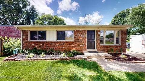 7610 Labrador Dr, Louisville, KY 40258
