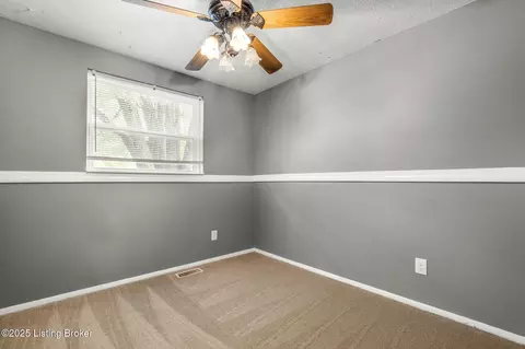 3619 Endeavor Way, Louisville, KY 40219