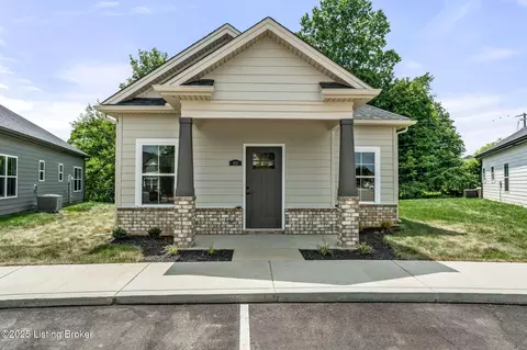832 Rosemary Ln, La Grange, KY 40031