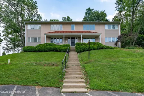 4116 Stoneview Dr #1, Louisville, KY 40207