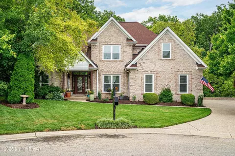 12504 Grand Oak Ct, Louisville, KY 40299