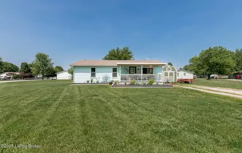 330 W Cardinal Ct, Madison, IN 47250