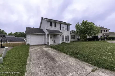5804 Lake Erie Dr, Louisville, KY 40291