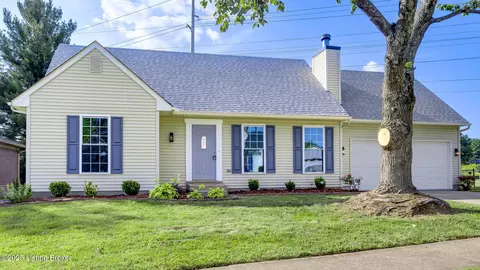 4720 Ferrer Way, Jeffersontown, KY 40299