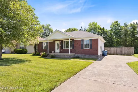 108 Madison Rae Blvd, Shepherdsville, KY 40165