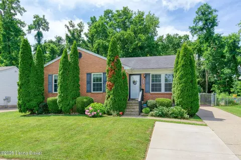 6604 Burlwood Dr, Louisville, KY 40229