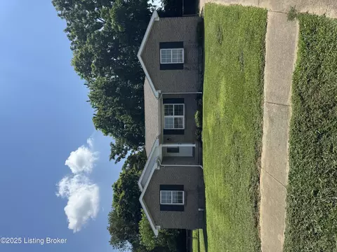 106 Clay Ct, Bardstown, KY 40004