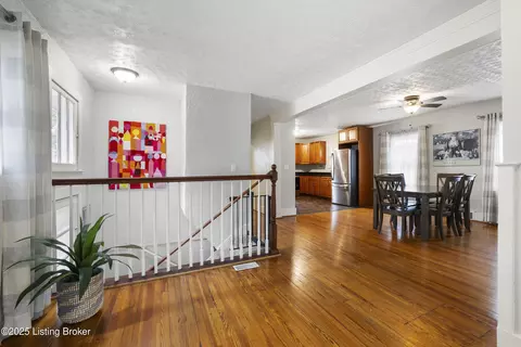 1516 Lincoln Ave, Louisville, KY 40213